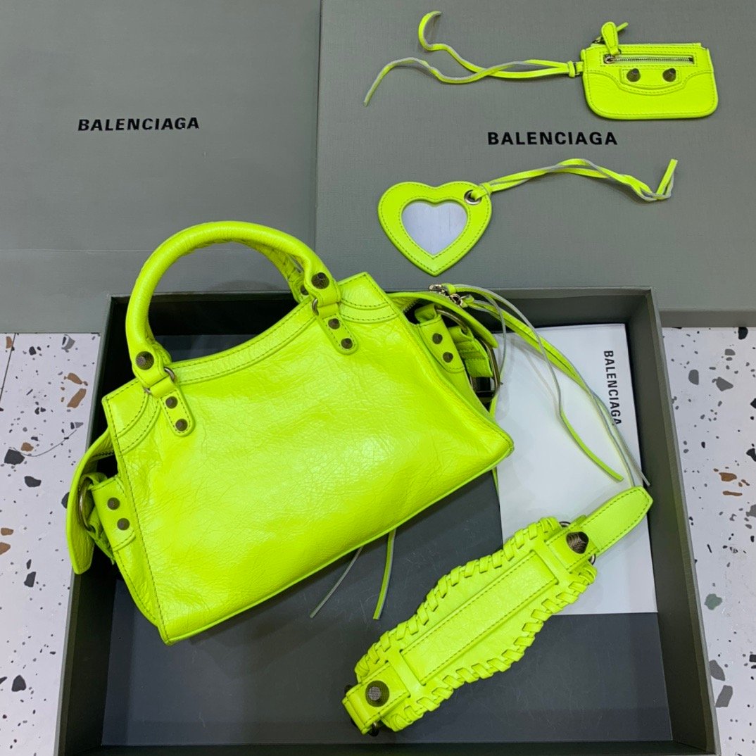 Balenciaga Neo Cagole XS Handbag In Light Green. For Women. Women-s Bags 10.2in/26cm - Soul Replicas
