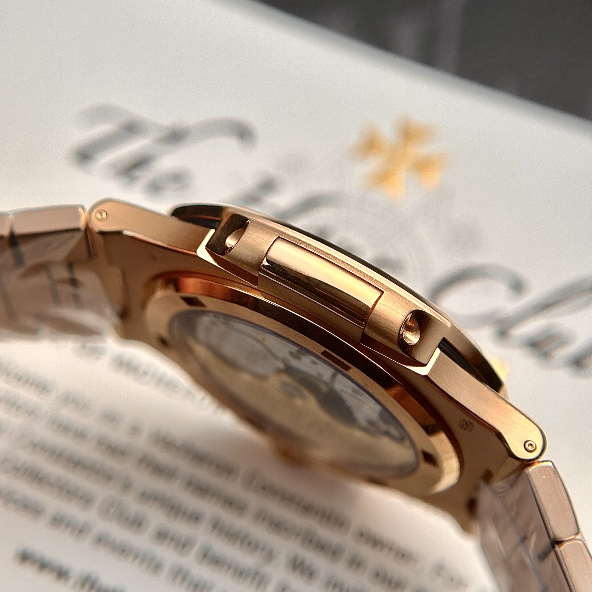 Patek Philippe Nautilus 5711 Brown Dial Rose Gold Case 3K Factory 40mm - Soul Replicas