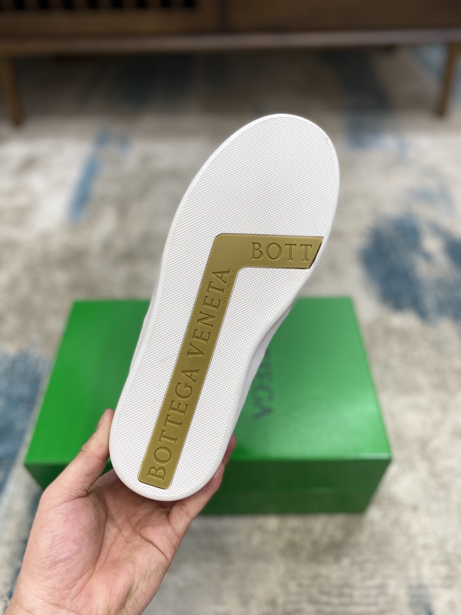 Bottega Veneta Men's Three Closure Straps With Wave Line Sneakers White And Gray For Men - Soul Replicas