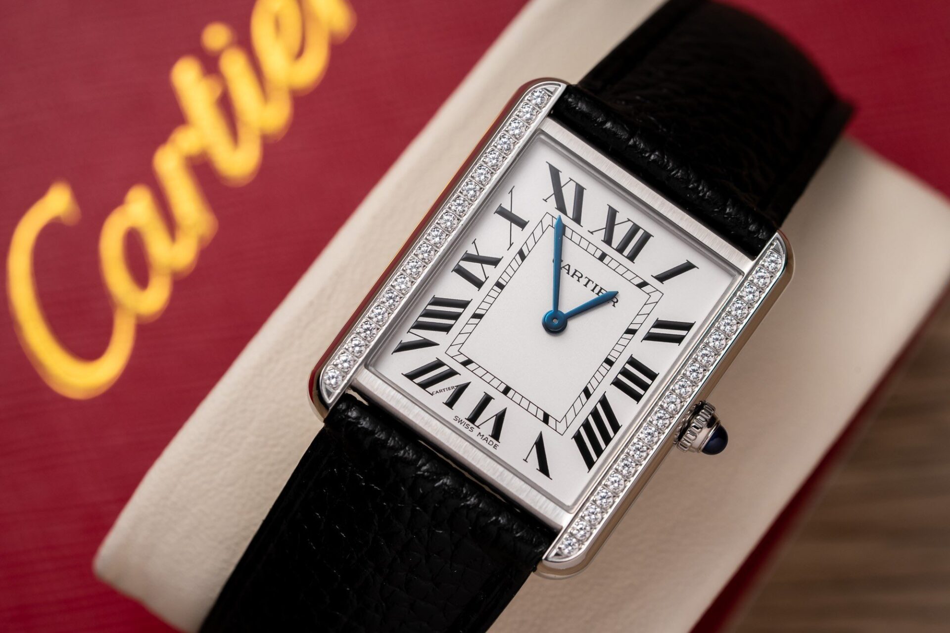 Cartier Fake Watch Tank Must W4TA0017 White Dial Leather Strap 33.7×25.5mm - Soul Replicas