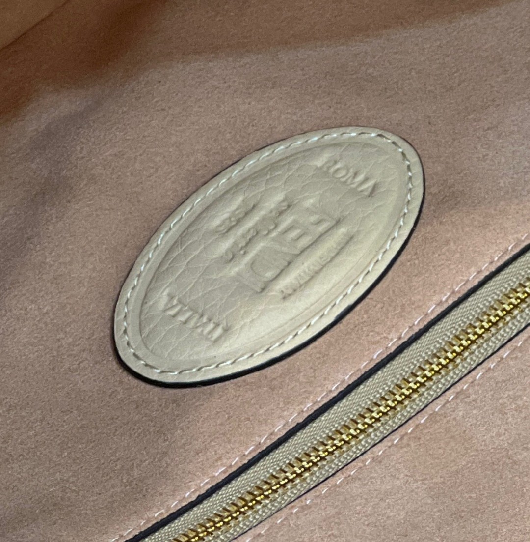 Fendi Baguette Pink Sheepskin Bag For Woman 27cm/10.5in 8BR600AH96F1F7N - Soul Replicas