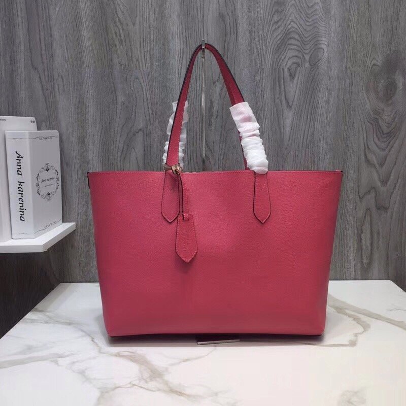 Burberry Reversible Tote Haymarket Canvas Medium For Women. Women-s Bags 19.3in/49cm - Soul Replicas