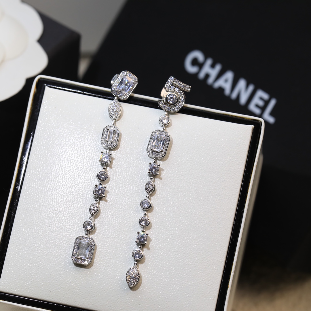 Chanel Earrings - Soul Replicas