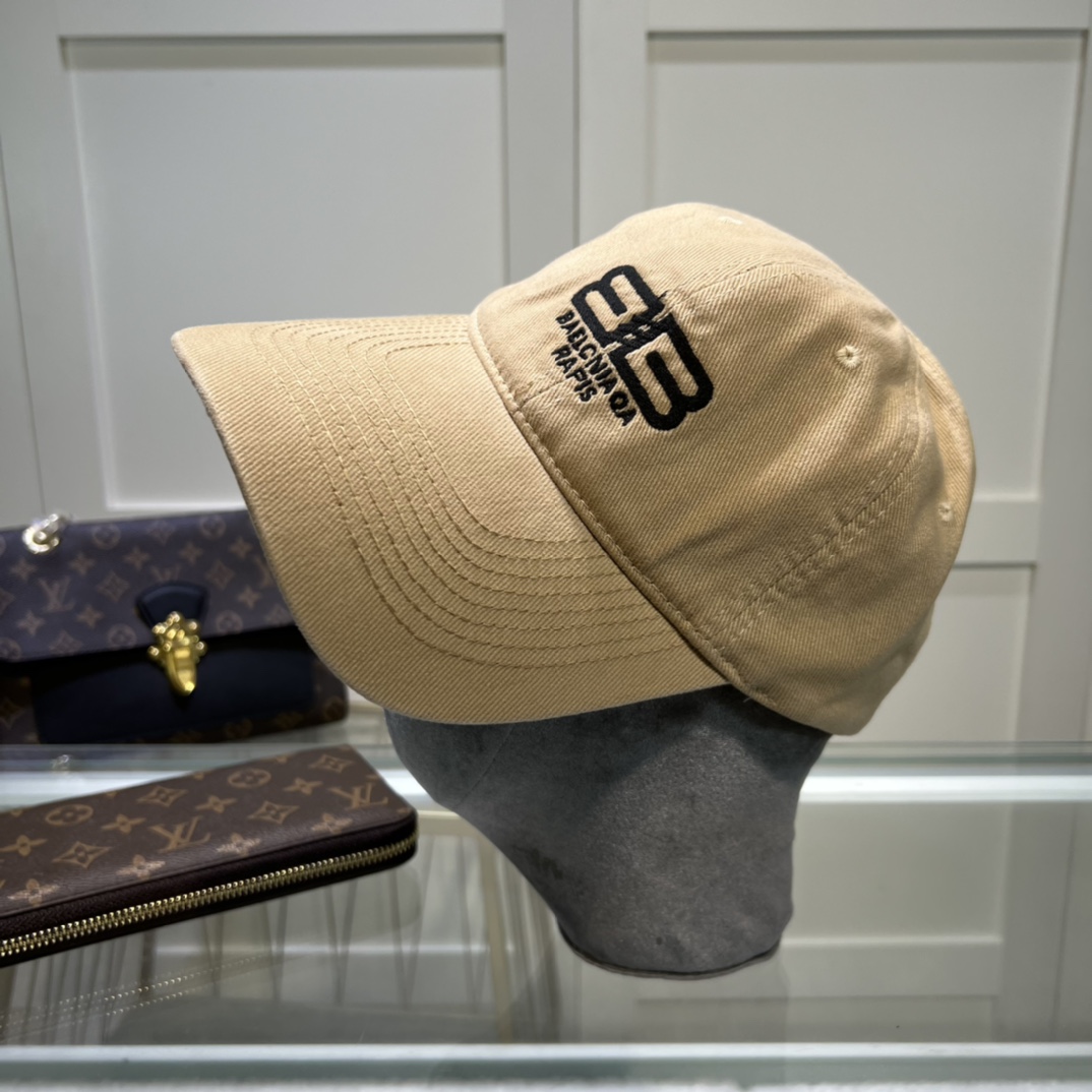 Balenciaga BB Paris Icon Cap Cream Cap 704105410B20936 - Soul Replicas