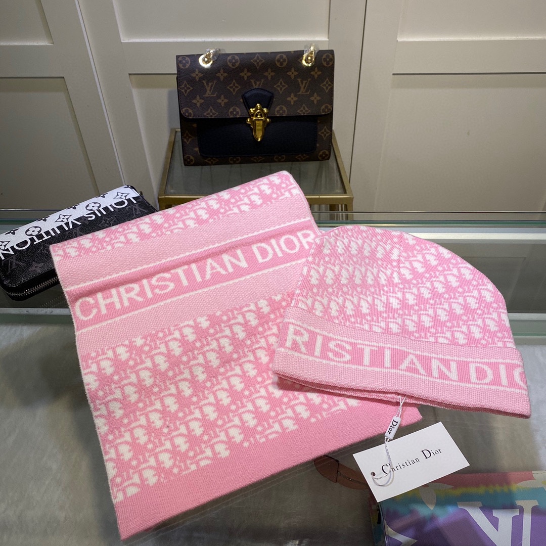 Dior Pompom Beanie & Scarf Set In Pink - Soul Replicas