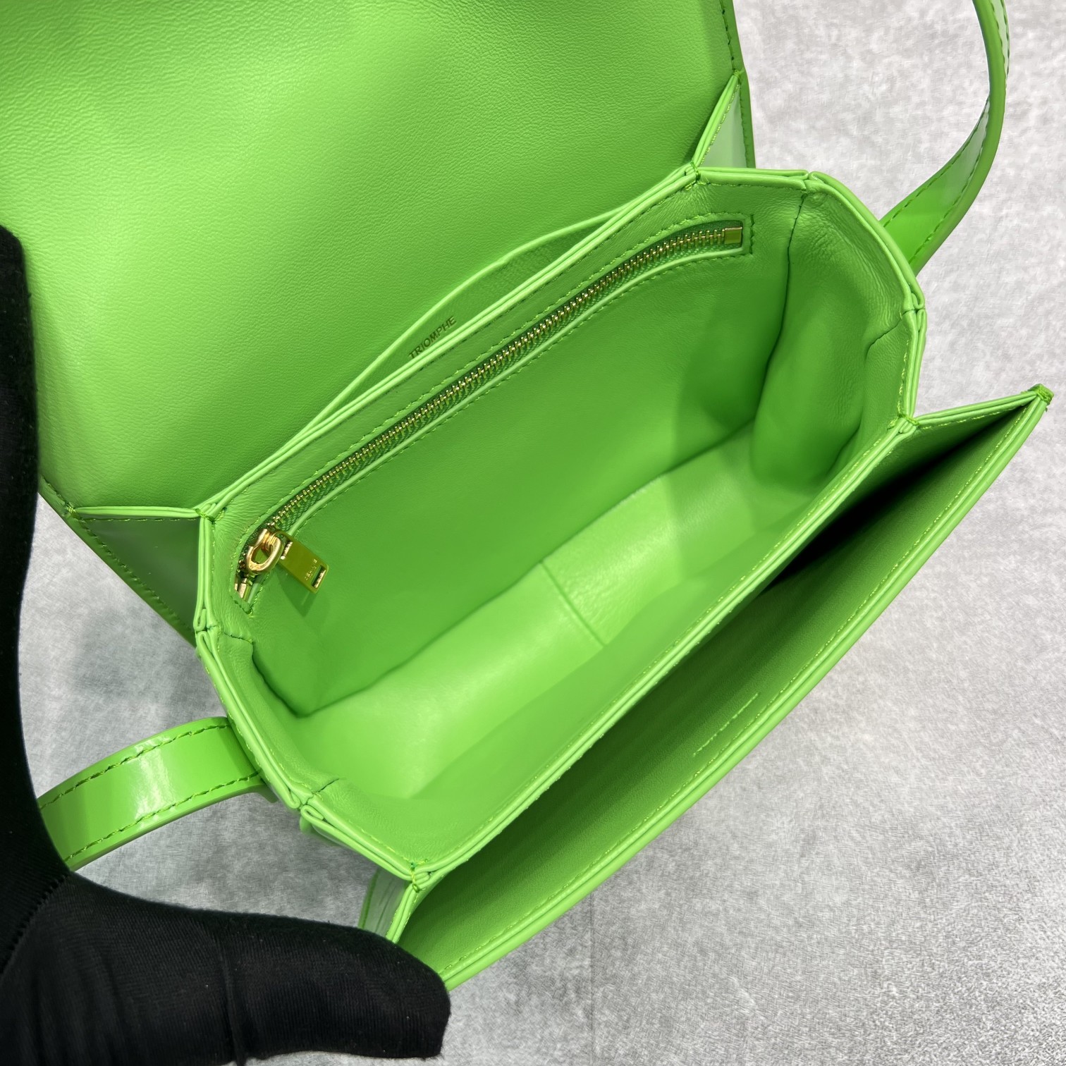 Celine Classique Cuir Triomphe Bag Green For Women 9in/22cm - Soul Replicas