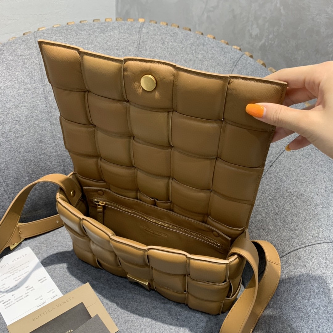 Bottega Veneta Padded Cassette Bag For Women 10.2in/26cm In Brown 591970VCQR17745 - Soul Replicas