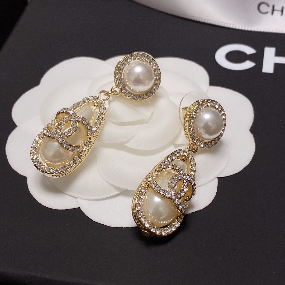 Chanel Earrings - Soul Replicas