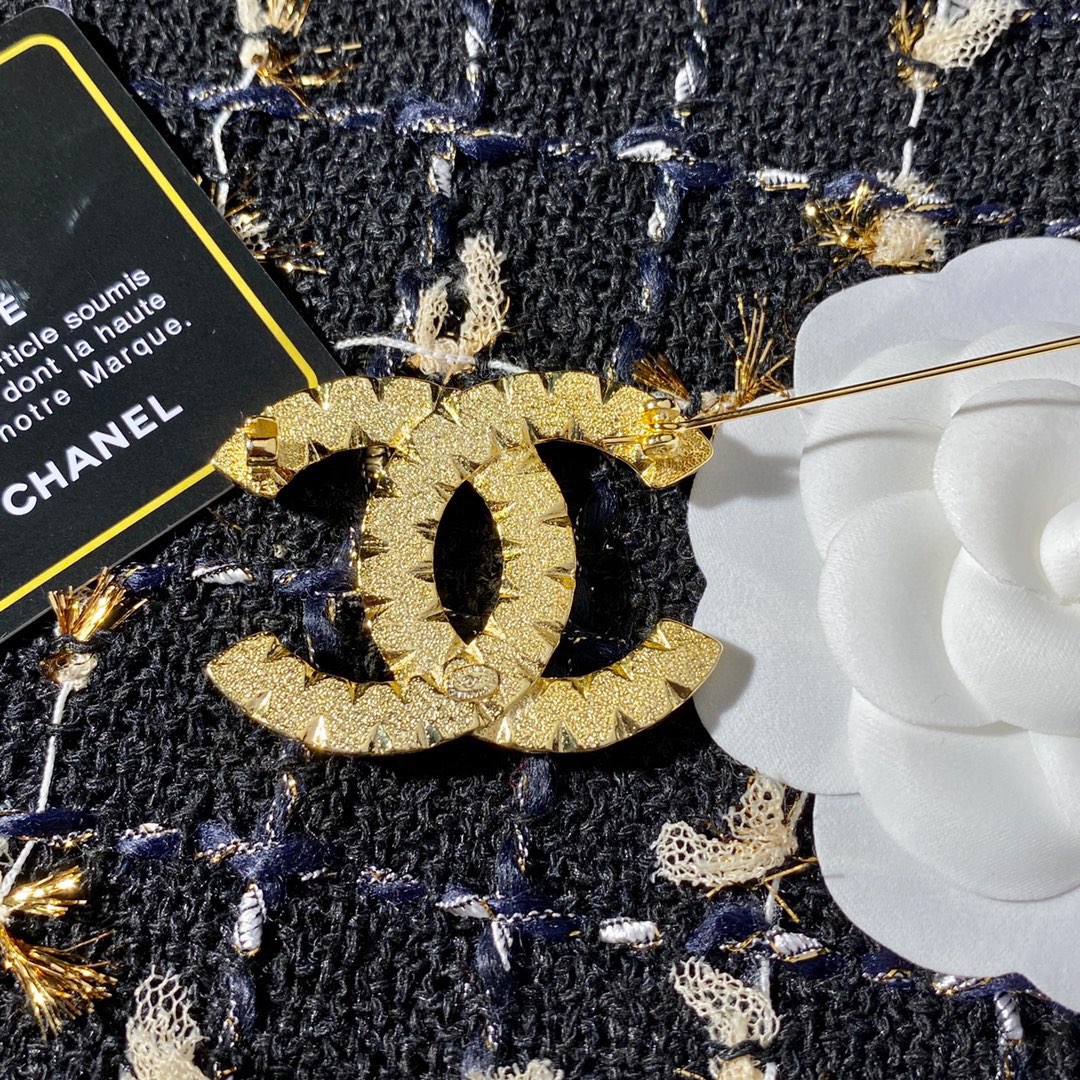 Chanel Brooch - Soul Replicas