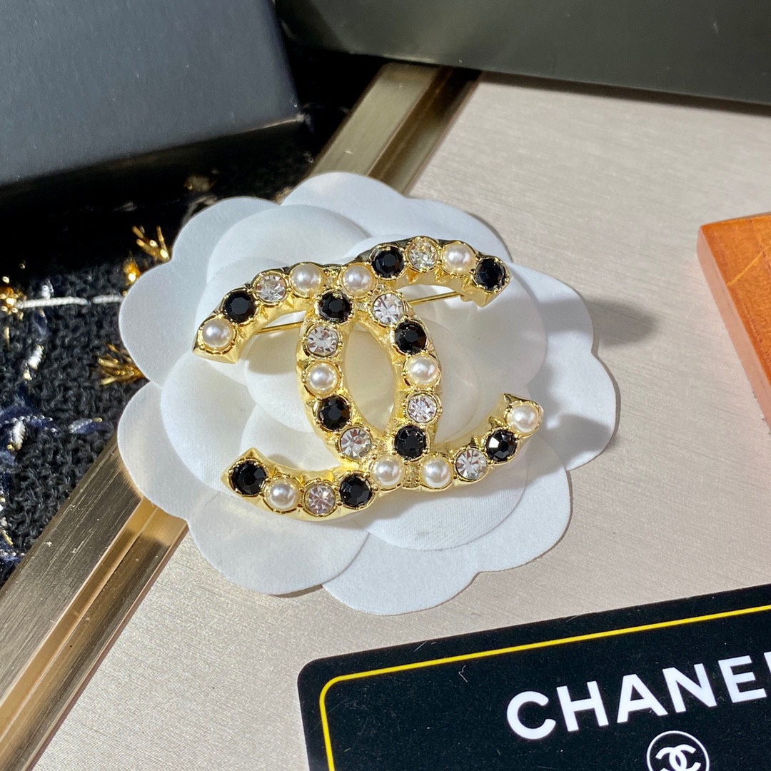 Chanel Brooch - Soul Replicas
