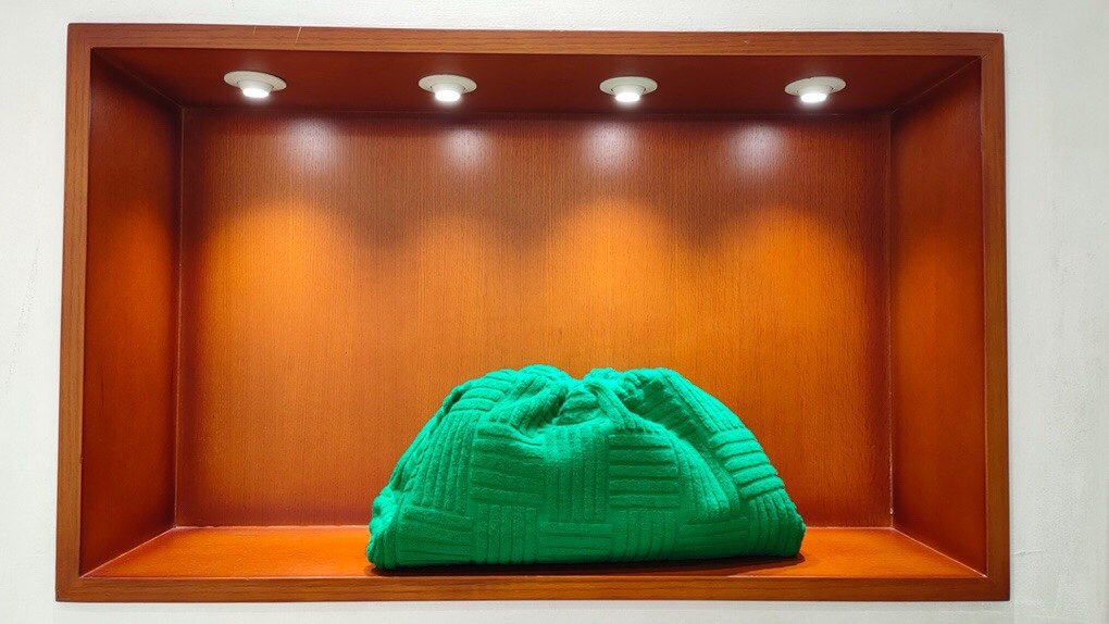 Bottega Veneta Teen Pouch Green. For Women. Women-s Bags 12.2in/31cm - Soul Replicas