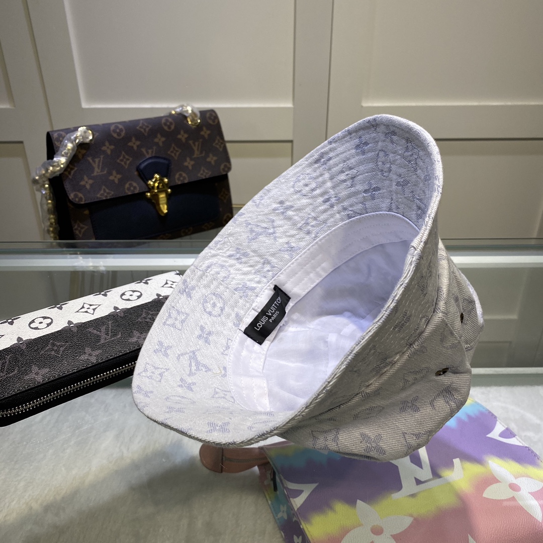 Louis Vuitton Buddy Bucket Hat In White - Soul Replicas