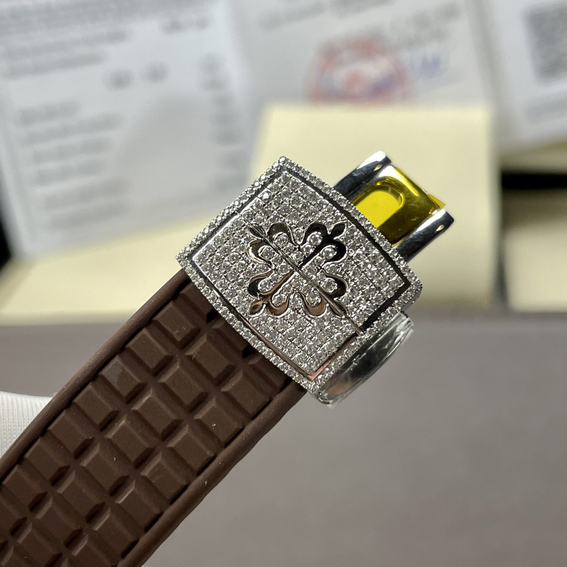 Patek Philippe Replica Watch Aquanaut 5067 Dial Brown Custom Diamonds Moissanite 35.6mm - Soul Replicas