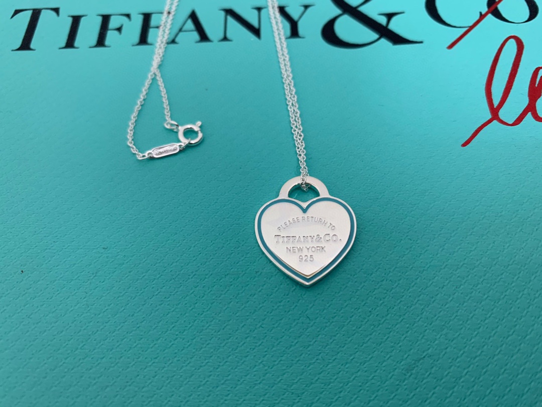 Tiffany & Co Heart Tag Pendant Necklace Silver 60014183 - Soul Replicas