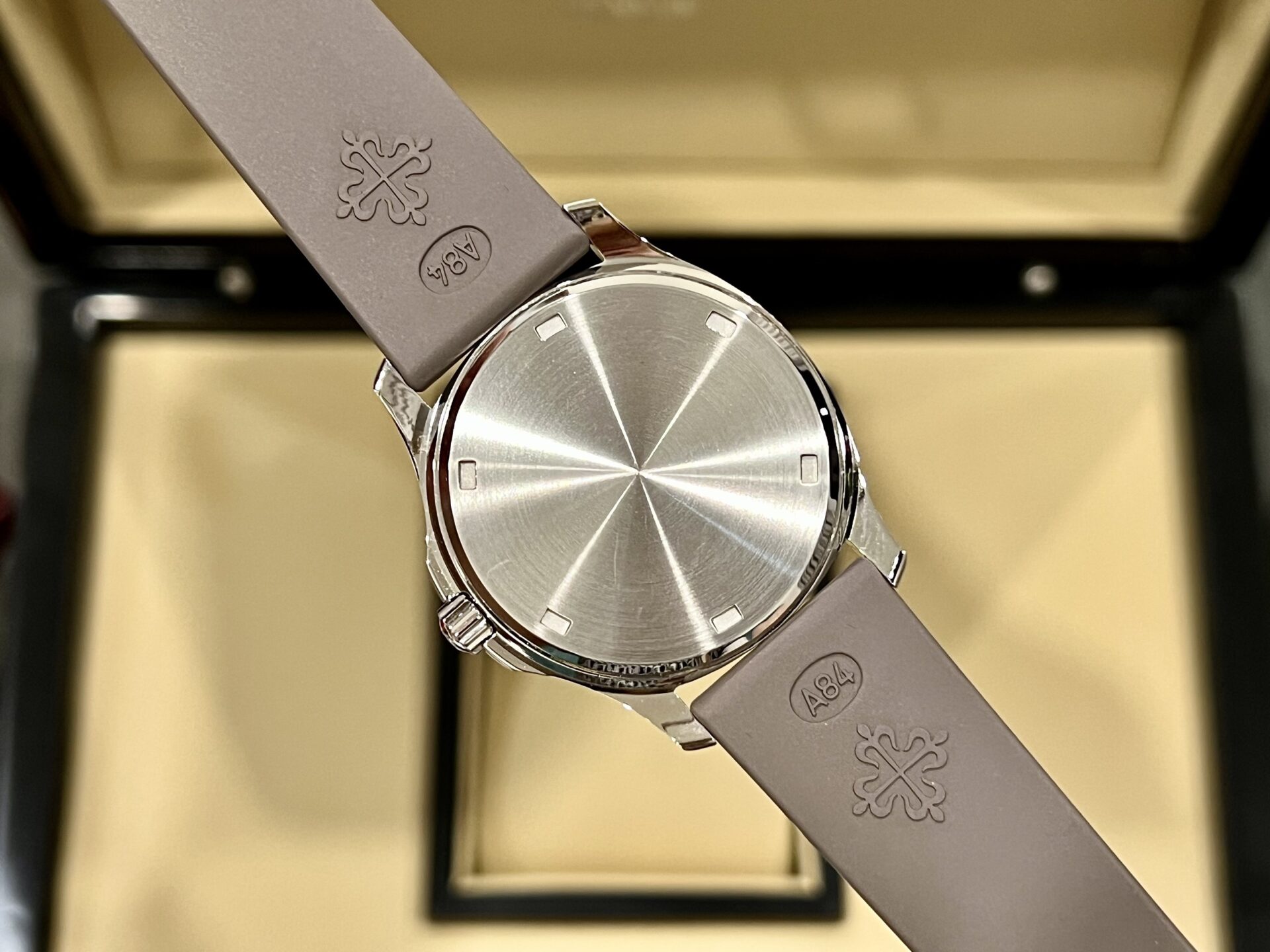 Patek Philippe Aquanaut 5067A Best Replica Watch Grey With Stone Bezel 35.6mm - Soul Replicas