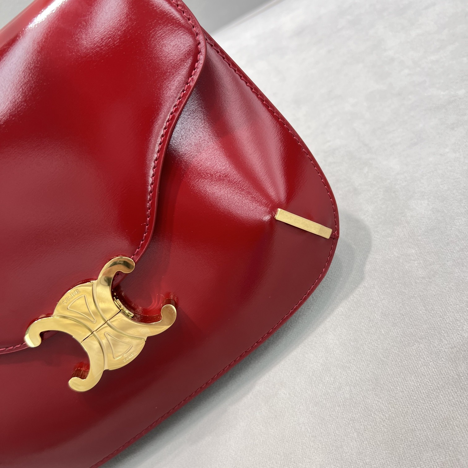 Celine Chain Besace Triomphe Carmin For Women 10in/24.5cm 199273BF4.27CA - Soul Replicas