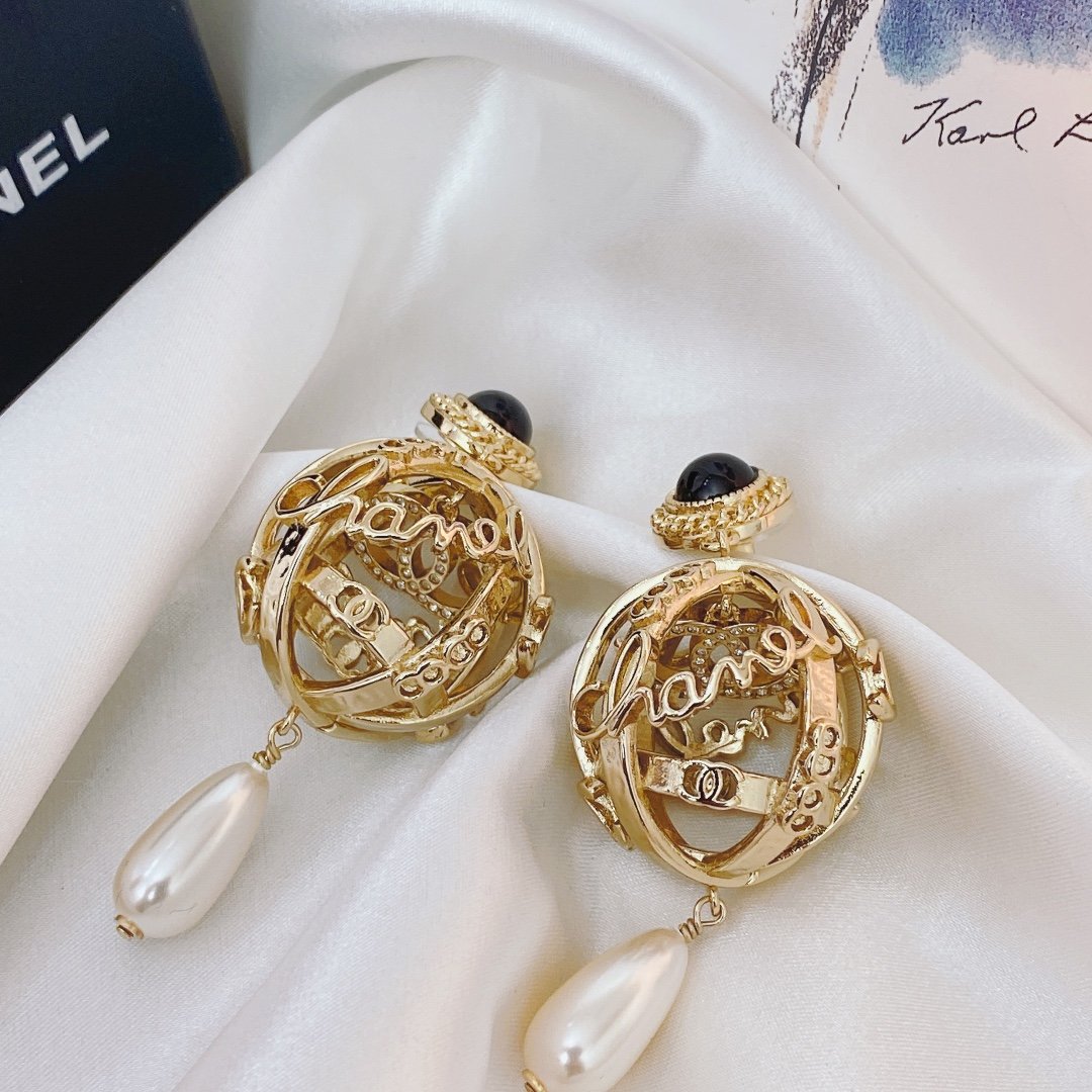 Chanel Earrings - Soul Replicas