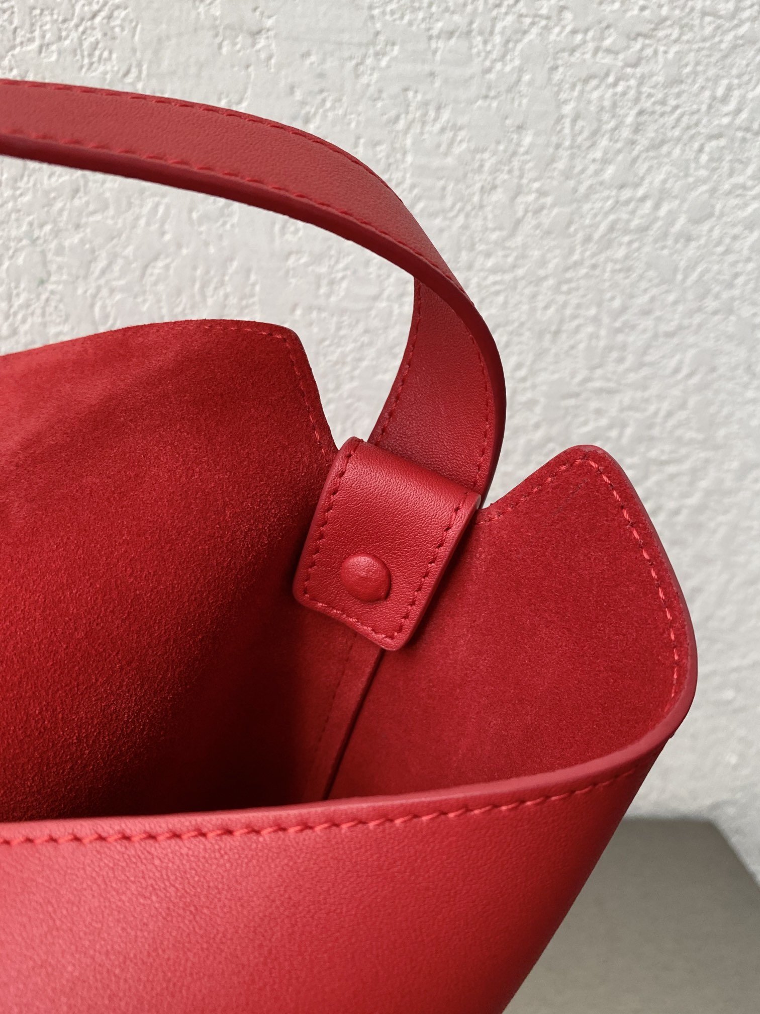 Bottega Veneta Cradle Red. For Women. Women's Bags 15.3in/39cm - Soul Replicas