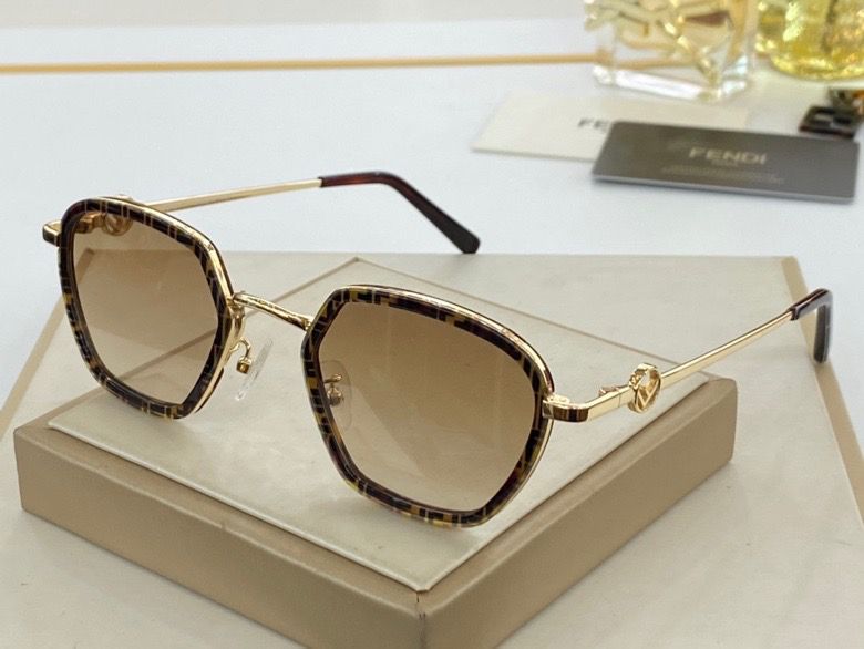 Fendi Baguette Sunglasses - Soul Replicas