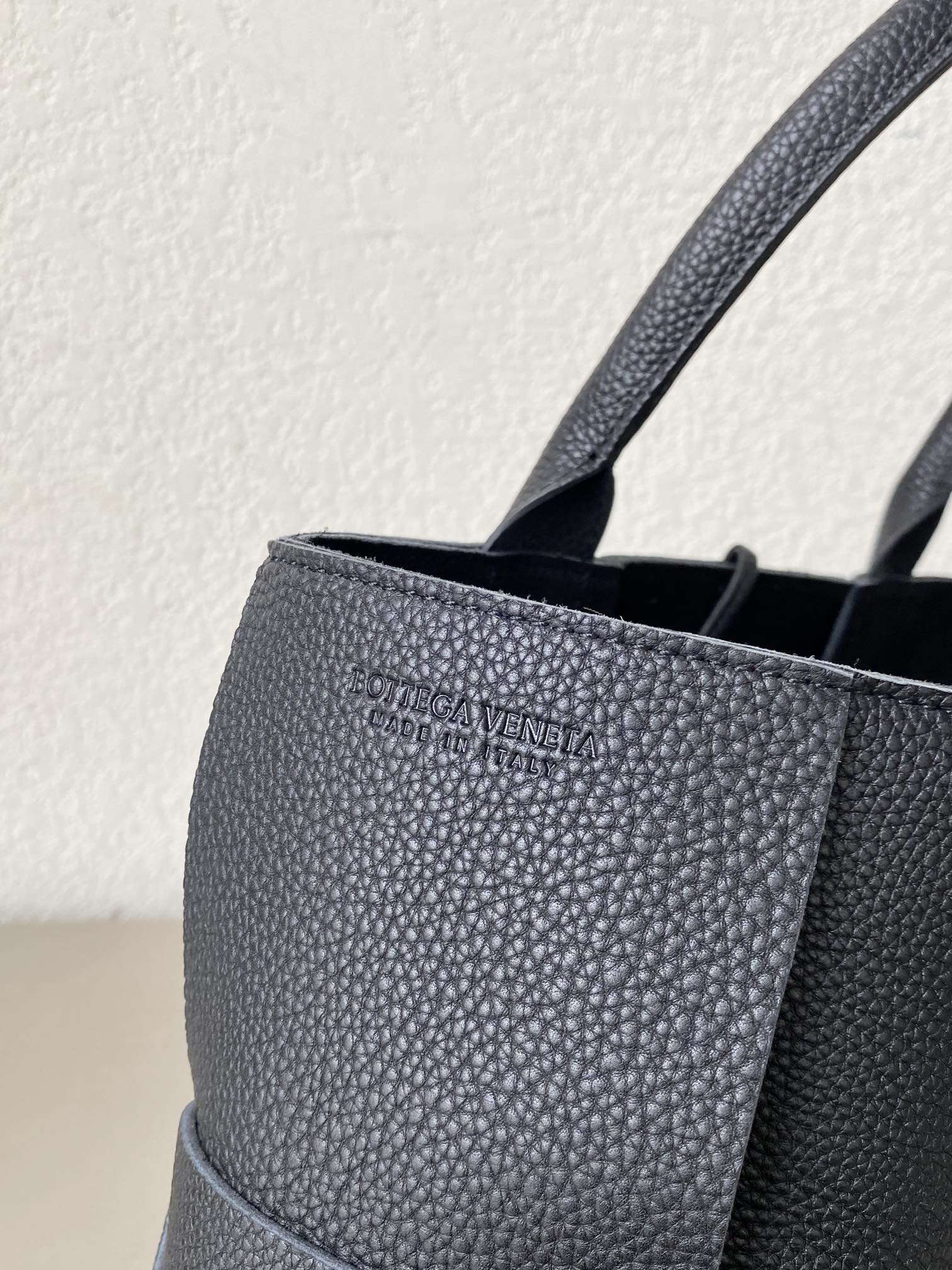 Bottega Veneta Arco Tote Bag For Women 11.8in/30cm In Black 652867VCP118425 - Soul Replicas