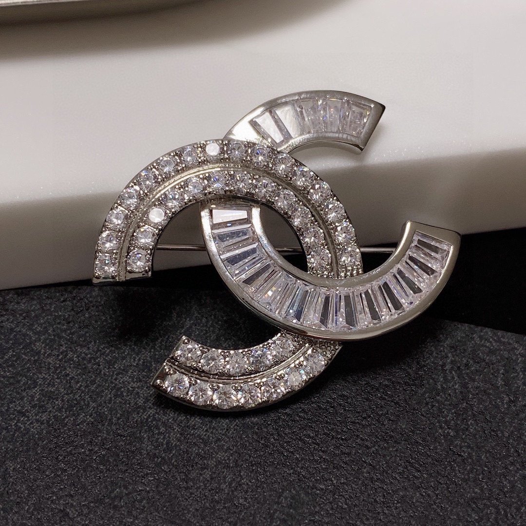 Chanel Brooch - Soul Replicas