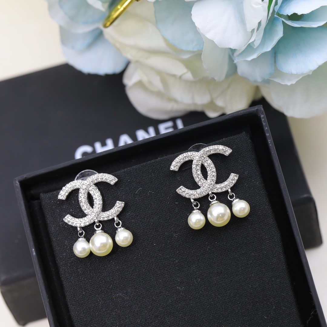 Chanel Earrings - Soul Replicas