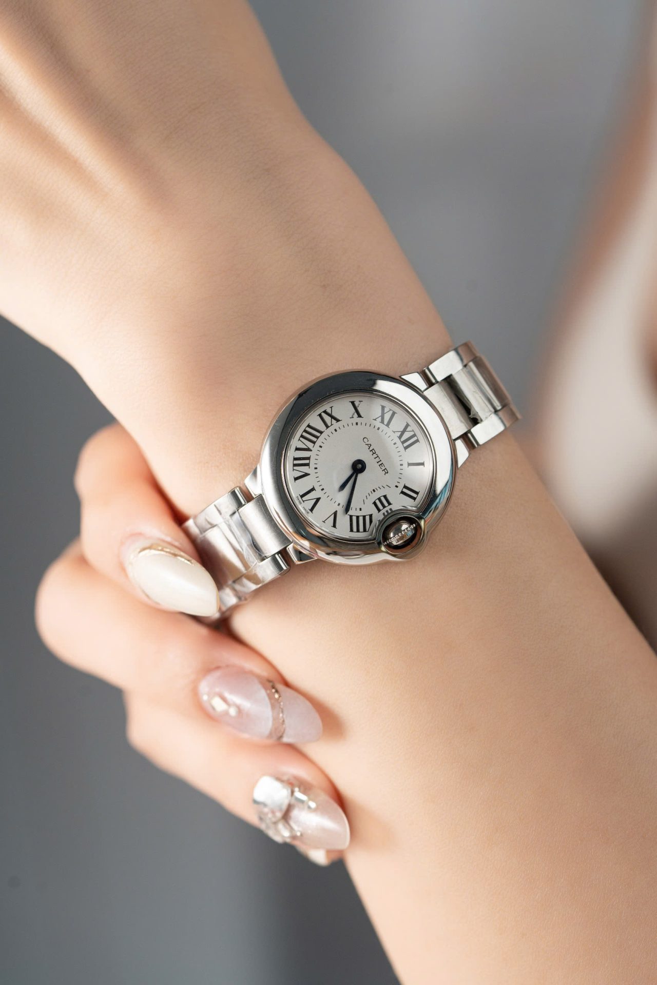 Cartier Ballon Bleu Women-s Replica Watch Swiss Quartz Movement Metal Strap 28mm - Soul Replicas