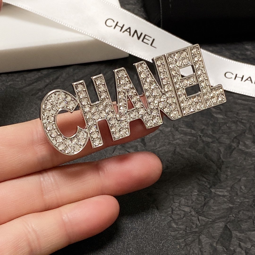 Chanel Brooch - Soul Replicas