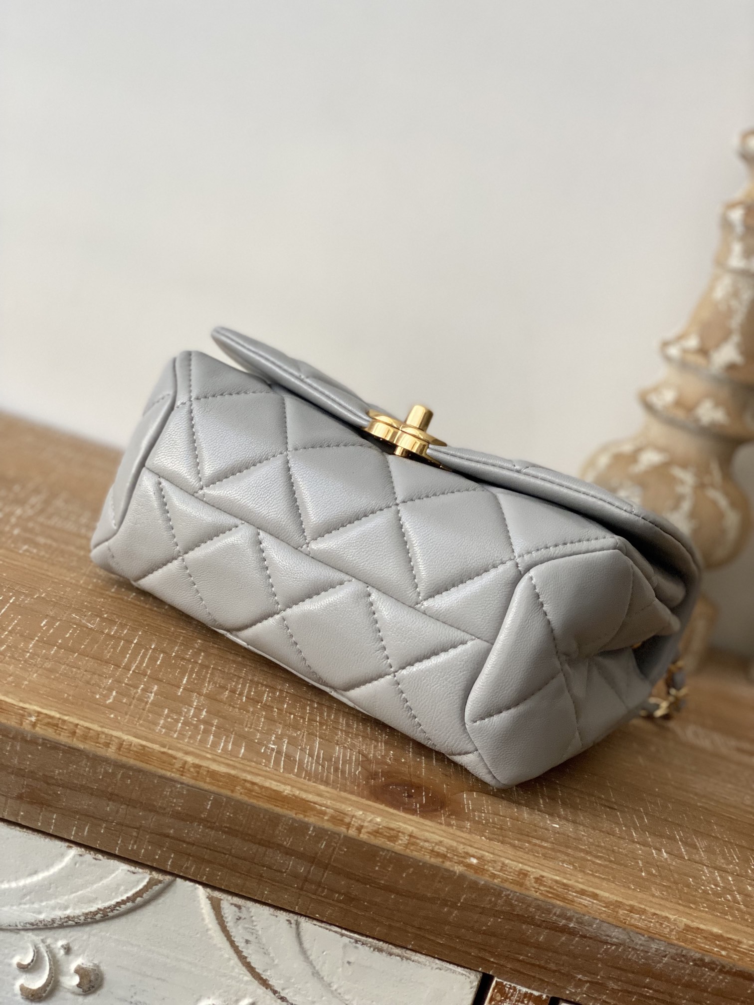 Chanel Classic Diamond Flap Bag Gray For Women. Women-s Bags 9.1in/23cm - Soul Replicas