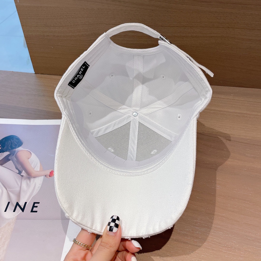 Chanel Cap White - Soul Replicas