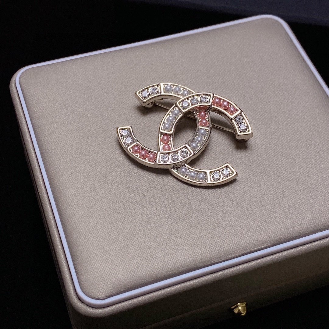 Chanel Brooch - Soul Replicas