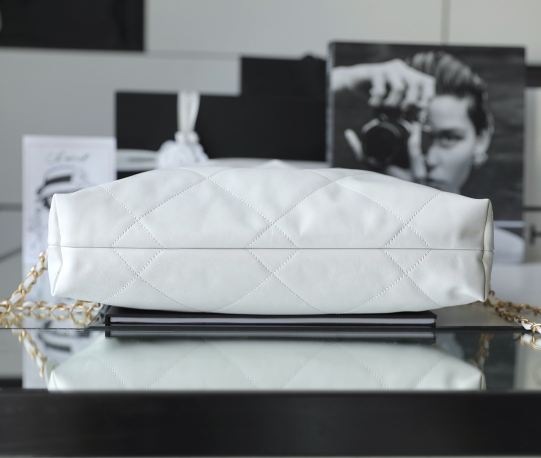 ChanelLarge Chanel22 Backpack White For Women. Women-s Bags 19.9in/51cm AS3313 B08037 10601 - Soul Replicas