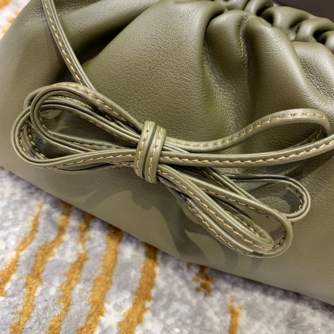 Bottega Veneta Mini Pouch For Women 8.6in/22cm - Soul Replicas