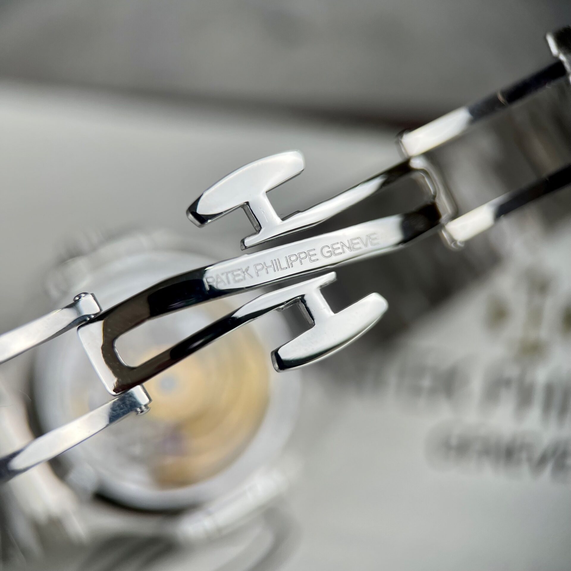 Patek Philippe Nautilus 7118 Full Diamond Replica Watch 35.2mm - Soul Replicas