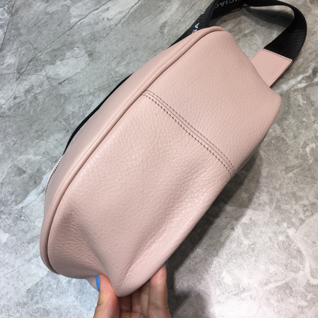 Balenciaga Sling Bag In Light Pink. For Women. Women-s Bags 9.1in/23cm - Soul Replicas