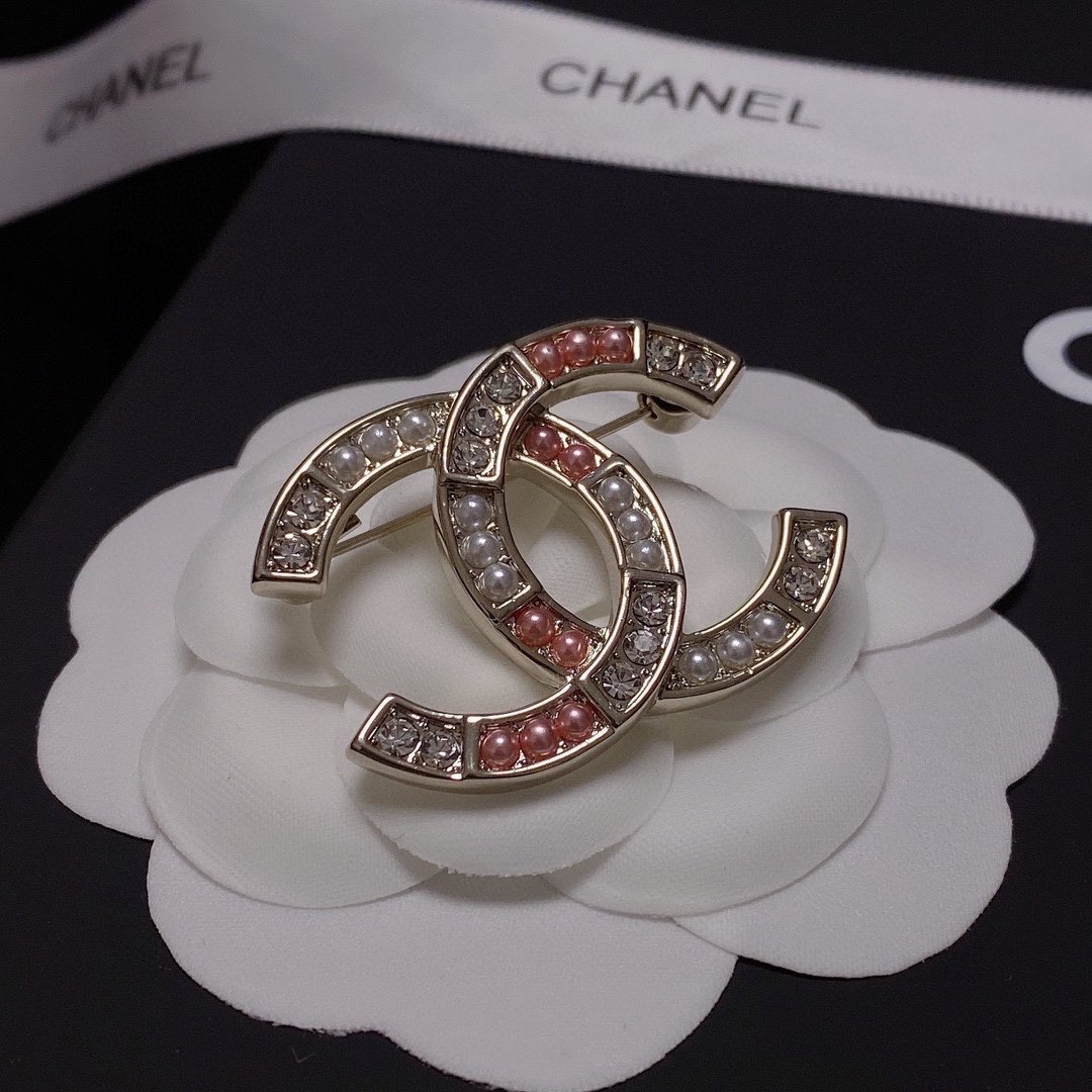 Chanel Brooch - Soul Replicas