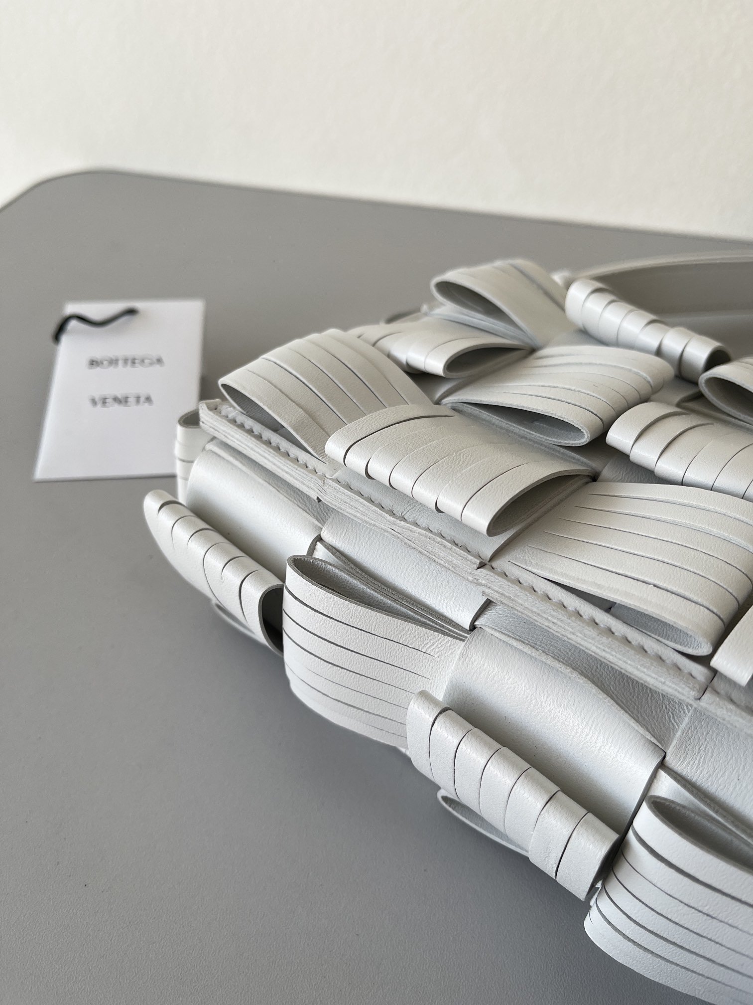 Bottega Veneta Cassette White. For Women. Women-s Bags 9.1in/23cm 680698V1G719009 - Soul Replicas