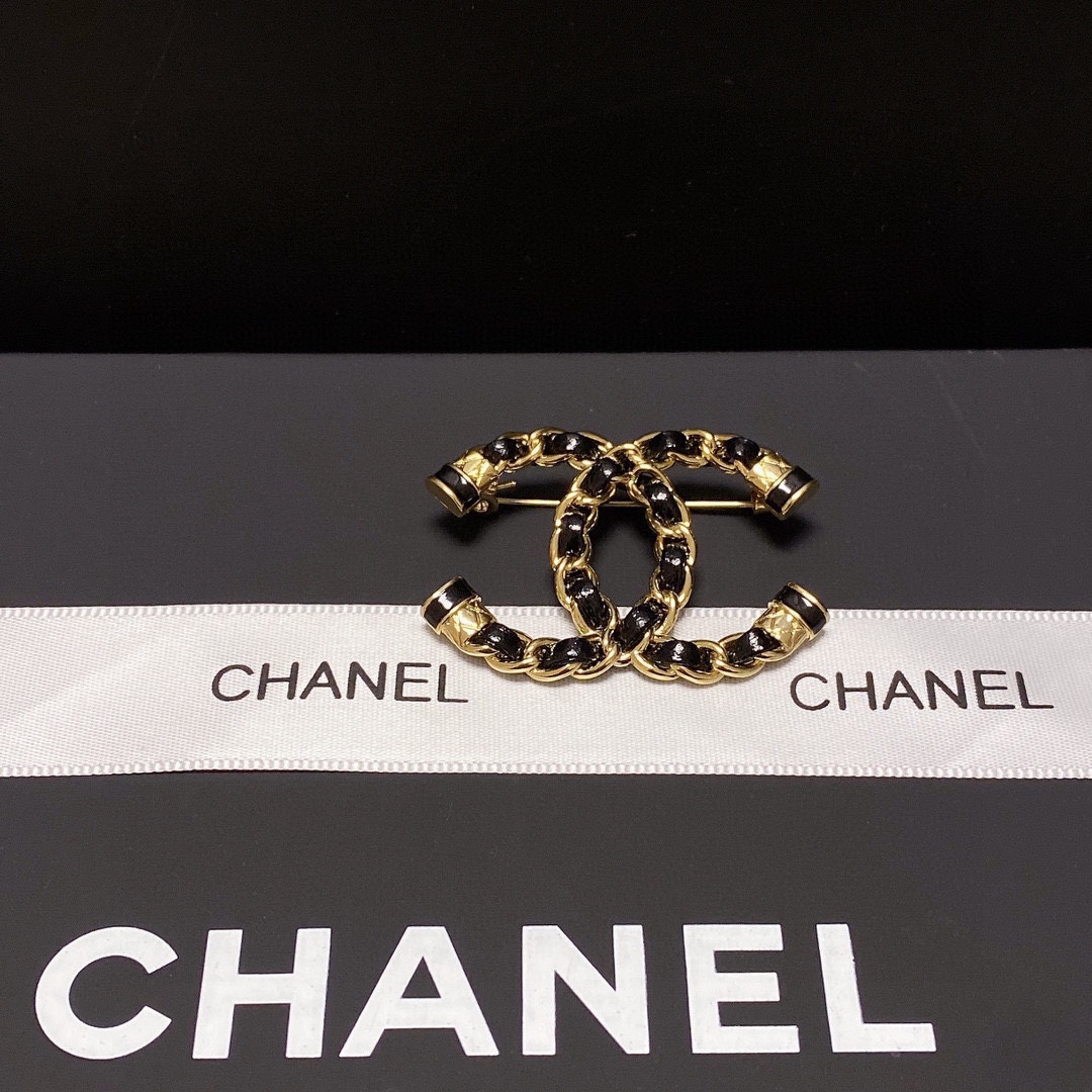 Chanel Brooch - Soul Replicas