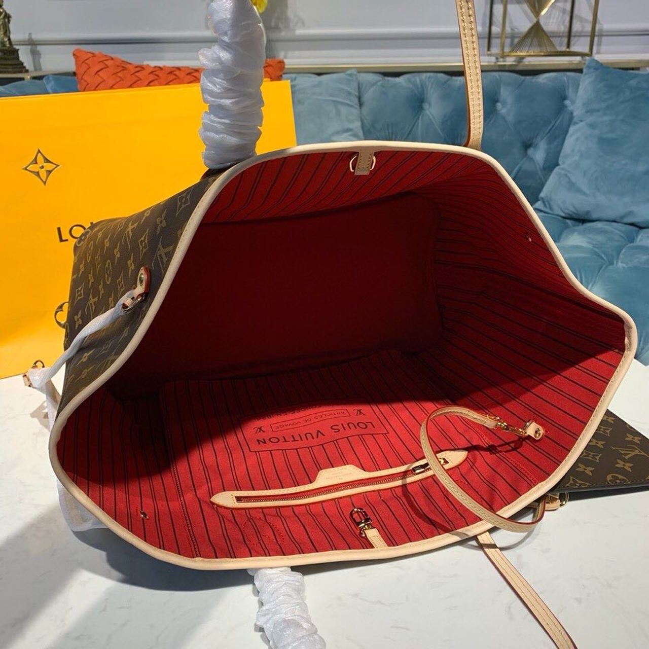 Louis Vuitton Neverfull GM Tote Bag Monogram Canvas Red For Women. Women's Handbags. Shoulder Bags 15.7in/40cm LV M41181 - Soul Replicas