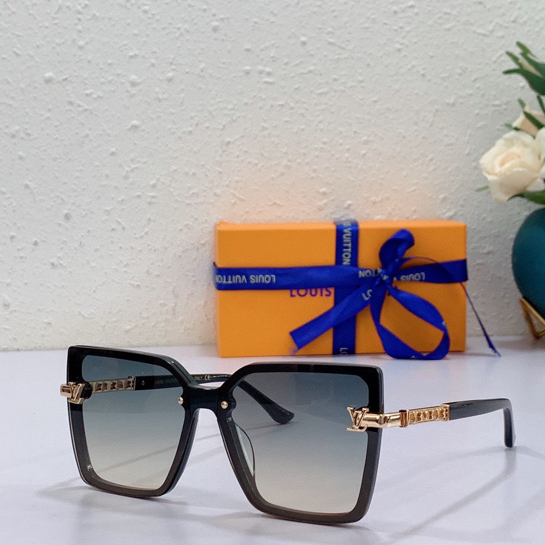 Louis Vuitton Moon Square Sunglasses - Soul Replicas