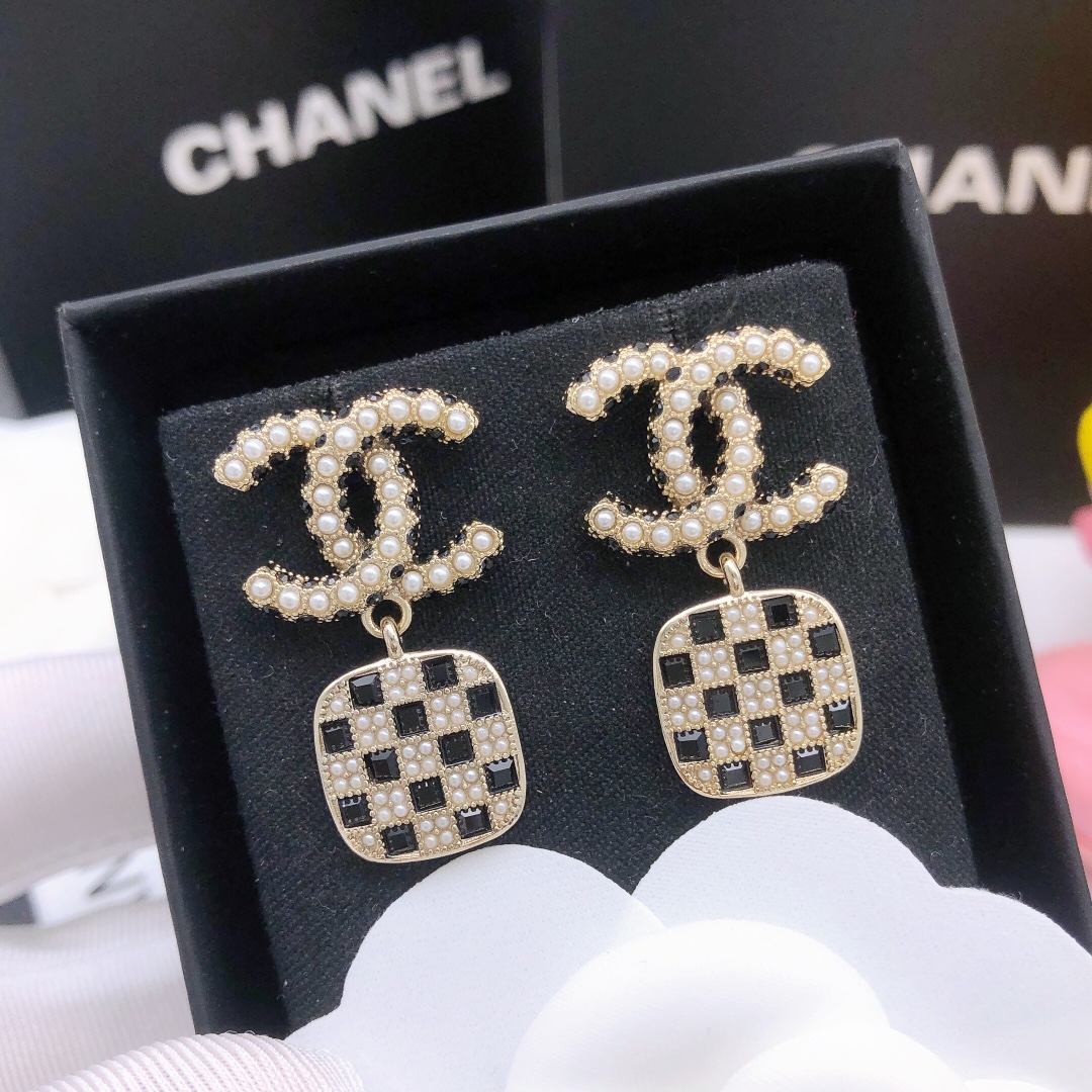 Chanel Earrings - Soul Replicas
