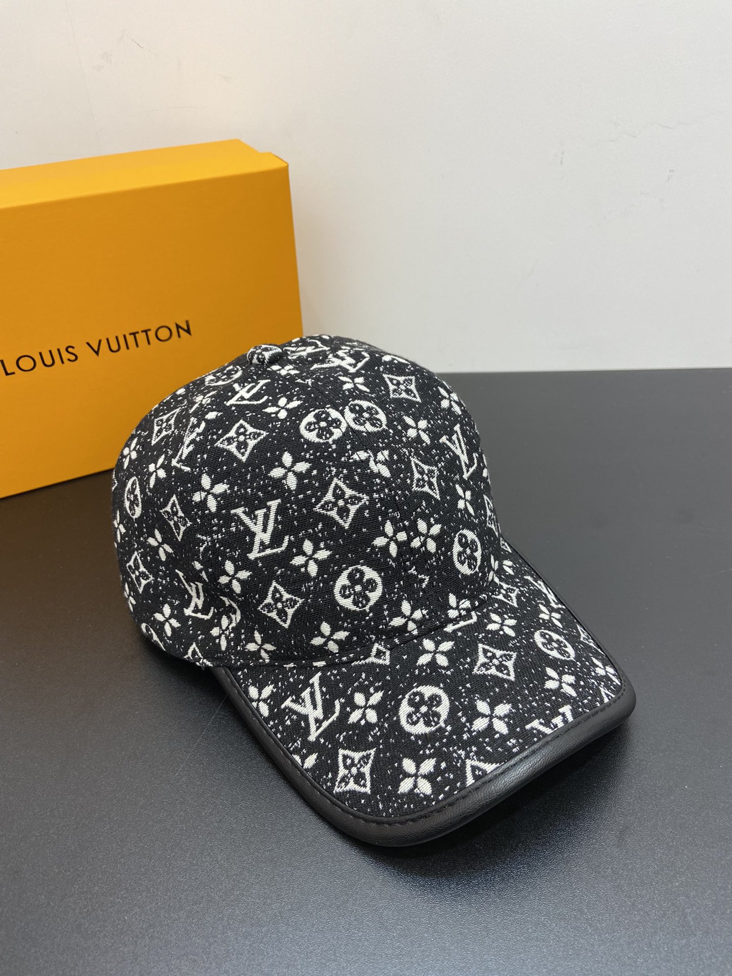 Louis Vuitton Be My Cap Black LV Cap - Soul Replicas