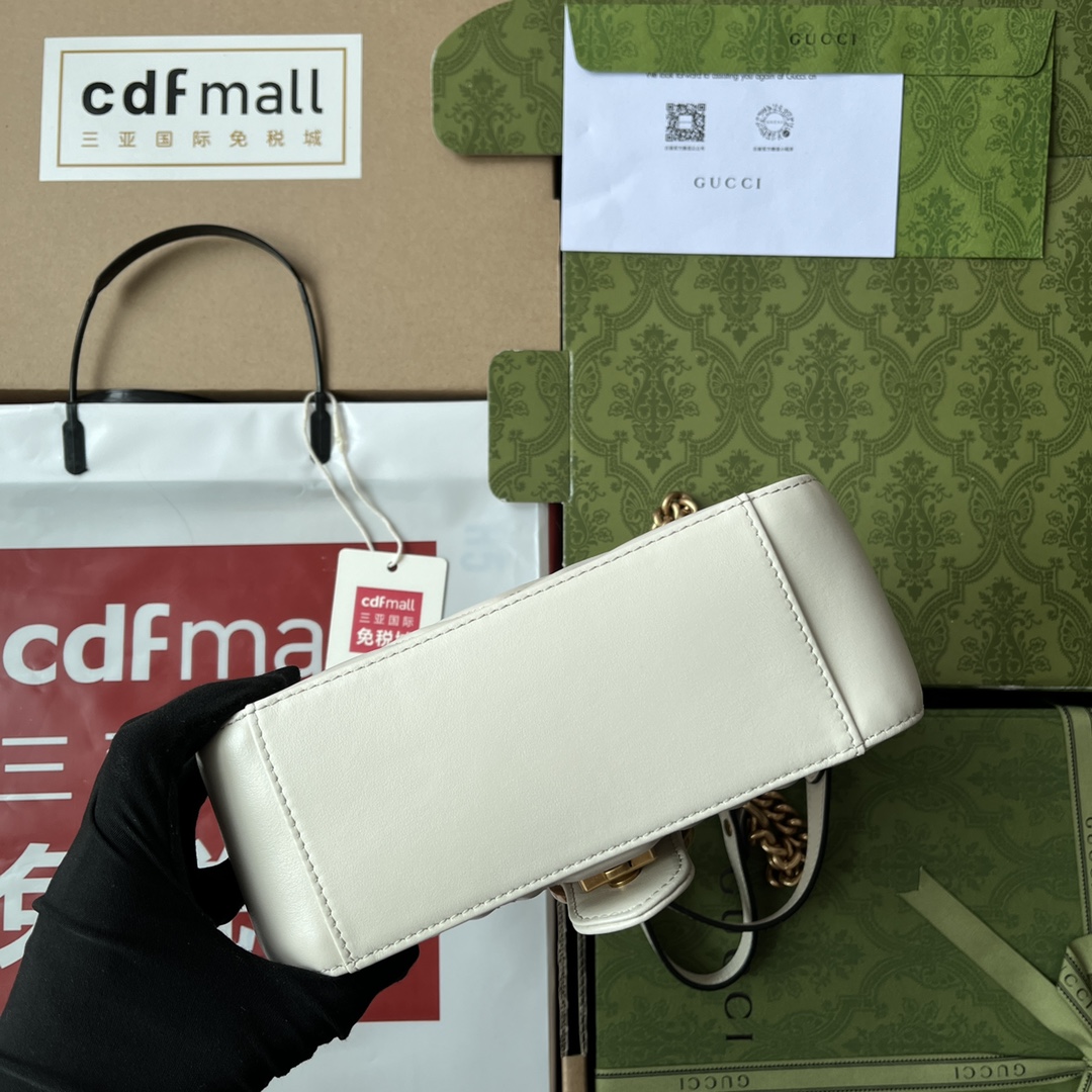 Gucci Marmont Mini Top Handle Bag White For Women. Women-s Bags 8.3in/21cm Gucci ‎547260 DTDIT 9022 - Soul Replicas