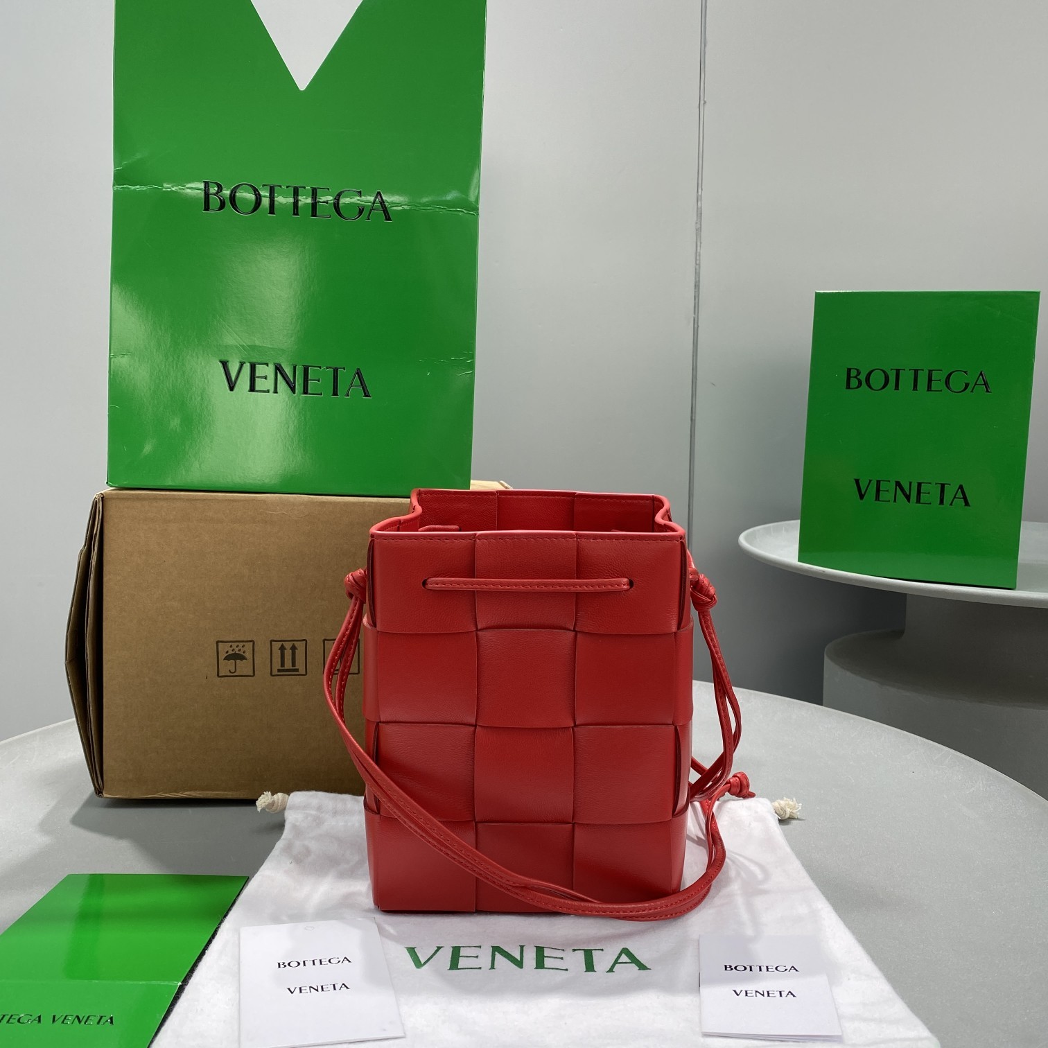 Bottega Veneta Mini Cassette Bucket Bag Red. For Women. Women-s Bags 5.5in/14cm 680217VCQC46358 - Soul Replicas