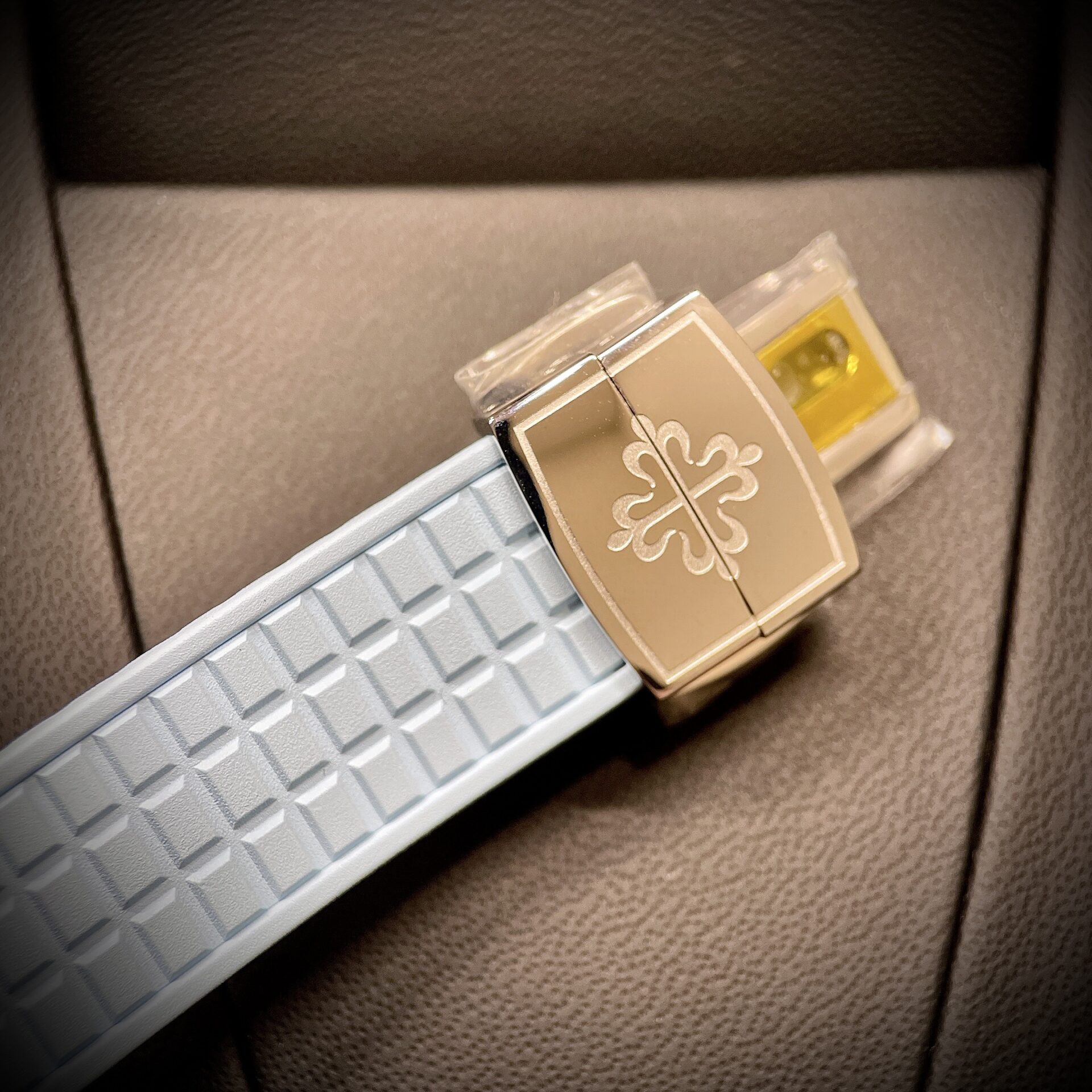 Patek Philippe Aquanaut 5072R Replica Watch Blue Diamond PP Factory 35.6mm - Soul Replicas