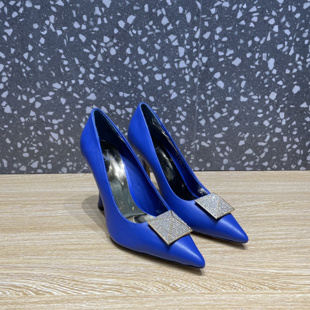 Valentino Garavani One Stud Pump With Maxi Stud Crystals Blue For Women WS0FH8XIC - Soul Replicas