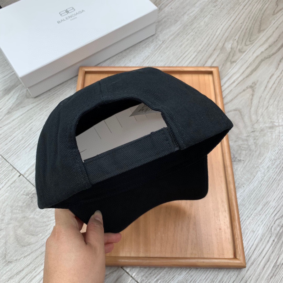 Balenciaga Logo Visor Cap In Black - Soul Replicas