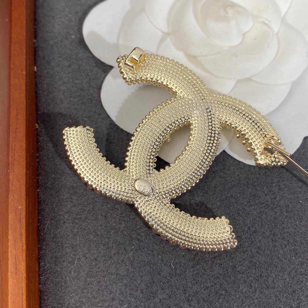 Chanel Brooch - Soul Replicas