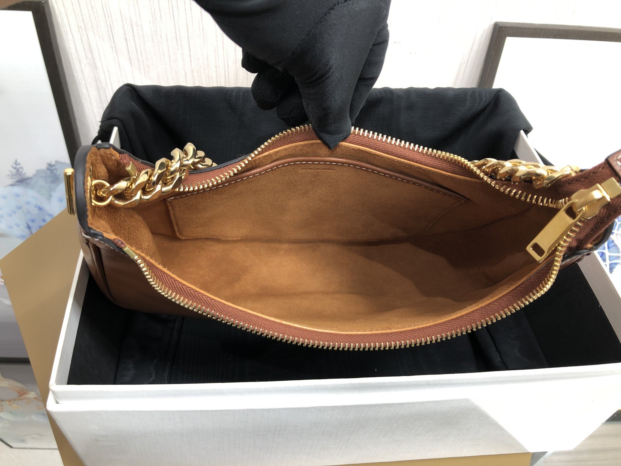 Celine Medium Ava Chain Brown For Women 10in/25cm 199583DGQ.04LU - Soul Replicas