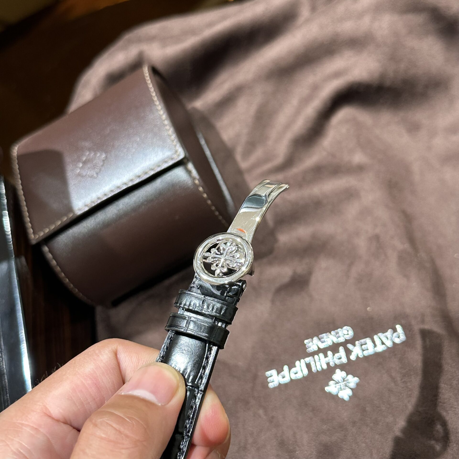 Patek Philippe Calatrava 5153 Replica Watch Black ZF Factory 38mm - Soul Replicas